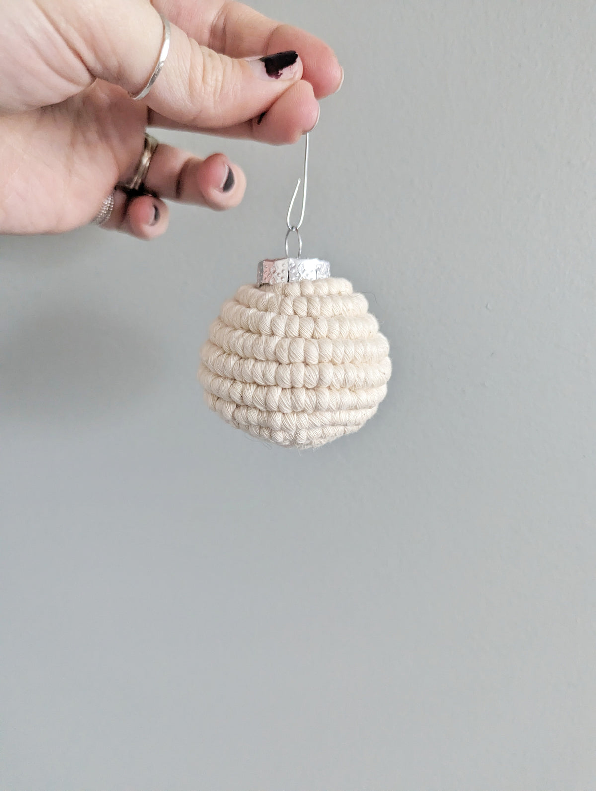 Macrame Christmas Ornament Set - Snow White