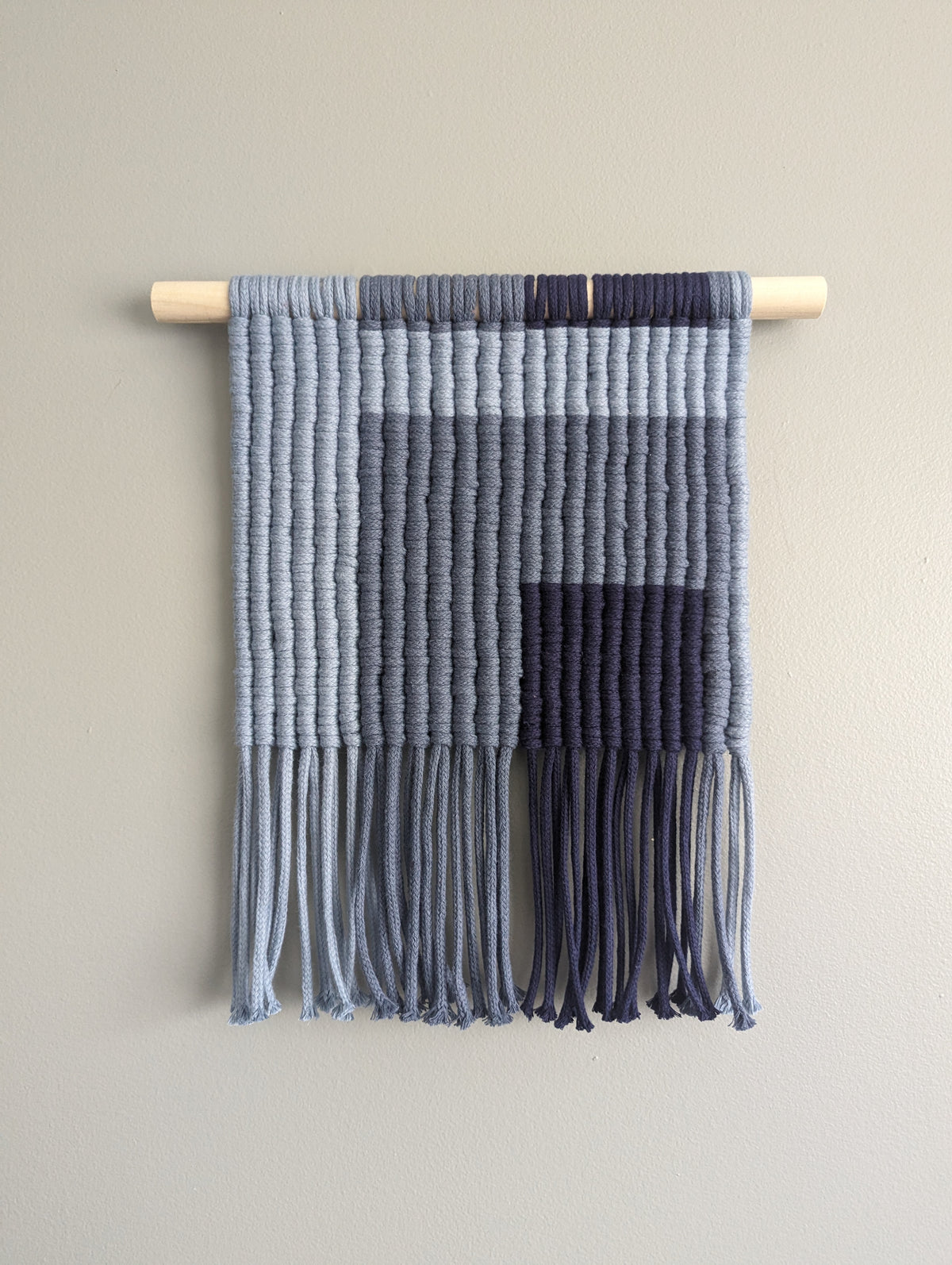 Macrame VCH Bauhaus inspired Colour Block