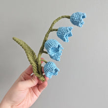 Load image into Gallery viewer, Macrame Bluebell Flower Pattern