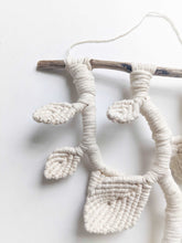 Load image into Gallery viewer, Charlie - Leafy Sculpture String Theories Fiber Design