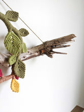 Load image into Gallery viewer, Changing Seasons String Theories Fiber Design