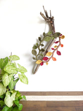 Load image into Gallery viewer, Changing Seasons String Theories Fiber Design