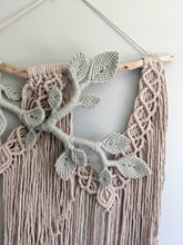 Load image into Gallery viewer, Flower Crown Macrame Hanging