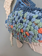 Load image into Gallery viewer, Macrame Sculptural Fiber Fish