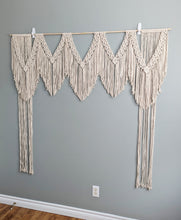 Load image into Gallery viewer, Large Statement Macrame Wall Hanging Tapestry