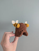 Load image into Gallery viewer, Macrame Beehive Pattern and Kit