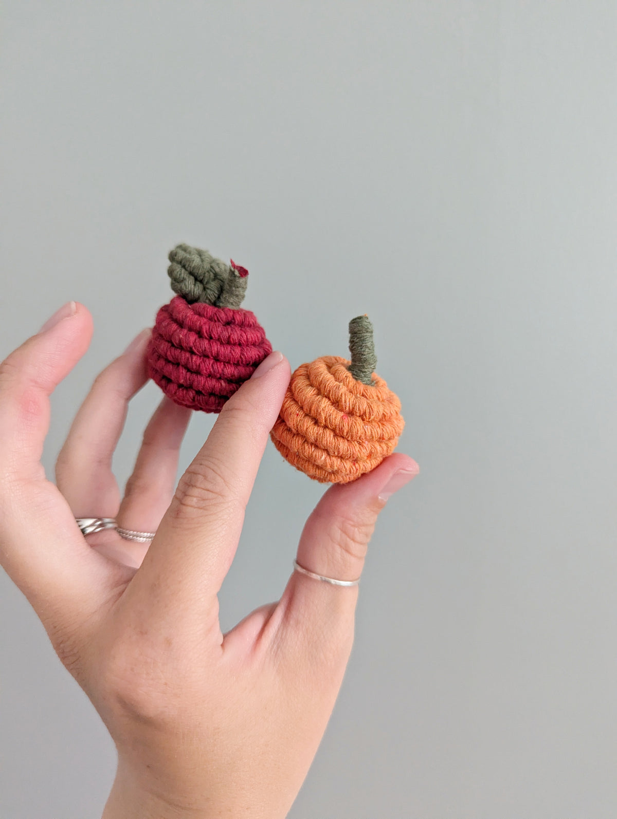 Macrame Pumpkin & Apple Pattern and Kit