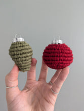 Load image into Gallery viewer, December - Macrame 3D Christmas Bulbs