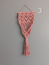 Load image into Gallery viewer, Macrame Basket Wall Plant Hangers