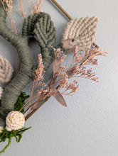 Load image into Gallery viewer, Mini Leafy Frames - Mushrooms & Dried Florals - Option 4