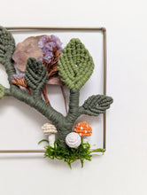 Load image into Gallery viewer, Mini Leafy Frames - Mushrooms & Dried Florals - Option 5