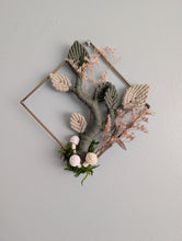 Load image into Gallery viewer, Mini Leafy Frames - Mushrooms & Dried Florals - Option 4