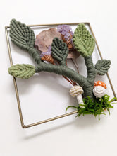 Load image into Gallery viewer, Mini Leafy Frames - Mushrooms & Dried Florals - Option 5