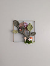 Load image into Gallery viewer, Mini Leafy Frames - Mushrooms & Dried Florals - Option 5
