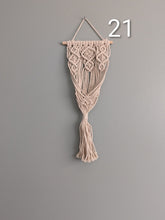 Load image into Gallery viewer, Macrame Basket Wall Plant Hangers