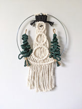 Load image into Gallery viewer, Macrame Snowman Wreath String Theories Fiber Design