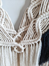 Load image into Gallery viewer, Macrame - Fringe Texture String Theories Fiber Design