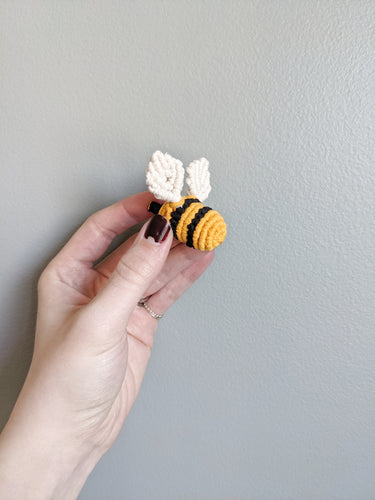 Macrame Mini Honey Bee Sculpture - Pack of 5 Bees String Theories Fiber Design
