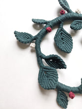 Load image into Gallery viewer, Macrame Leaf and Vines Christmas Wreath