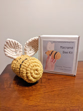 Load image into Gallery viewer, Macrame Bee Pattern
