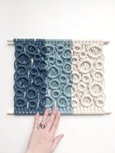 Load image into Gallery viewer, Ombre Bubbles Macrame Hanging String Theories Fiber Design