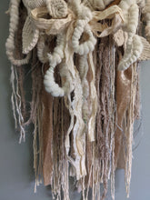 Load image into Gallery viewer, Snowy Garden - Basket Weaving String Theories Fiber Design