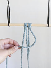 Load image into Gallery viewer, Macrame Knot Guide for Beginners (Kit Guide) String Theories Fiber Design