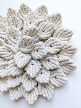 Load image into Gallery viewer, Macrame Hydrangea - White