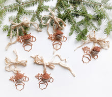 Load image into Gallery viewer, Macrame Acorn Frame Ornament