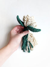 Load image into Gallery viewer, Macrame Rose DIY Kit