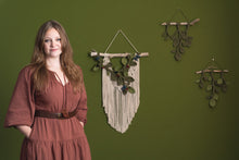 Load image into Gallery viewer, String Theories Domestika Course String Theories Fiber Design