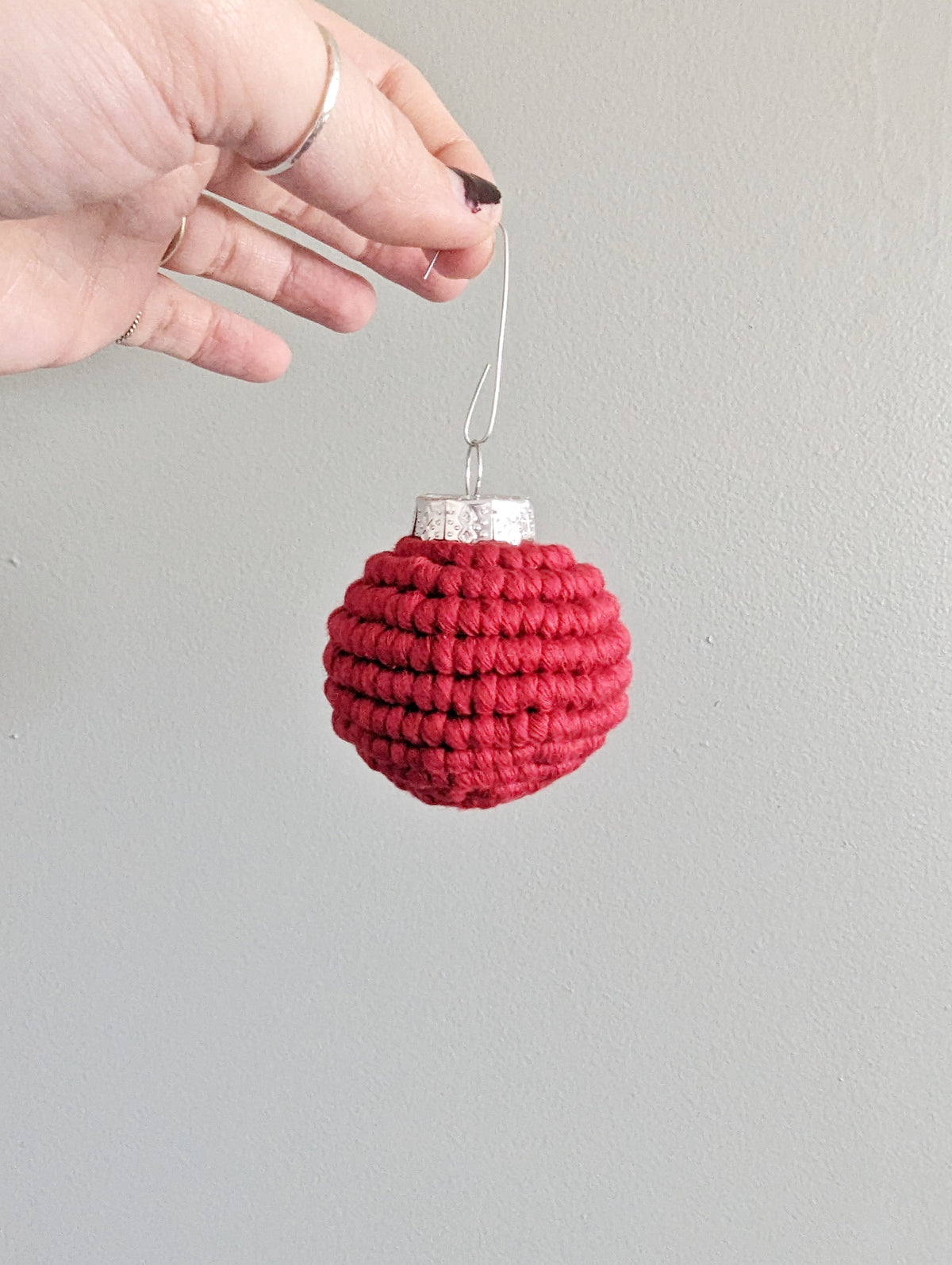 Macrame Christmas Ornament Set - Red & Green