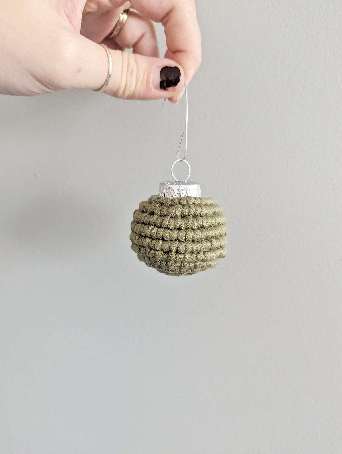 Macrame Christmas Bulb Ornaments