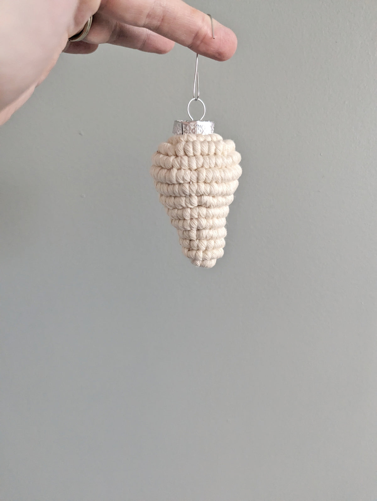 Macrame Christmas Bulb Ornaments