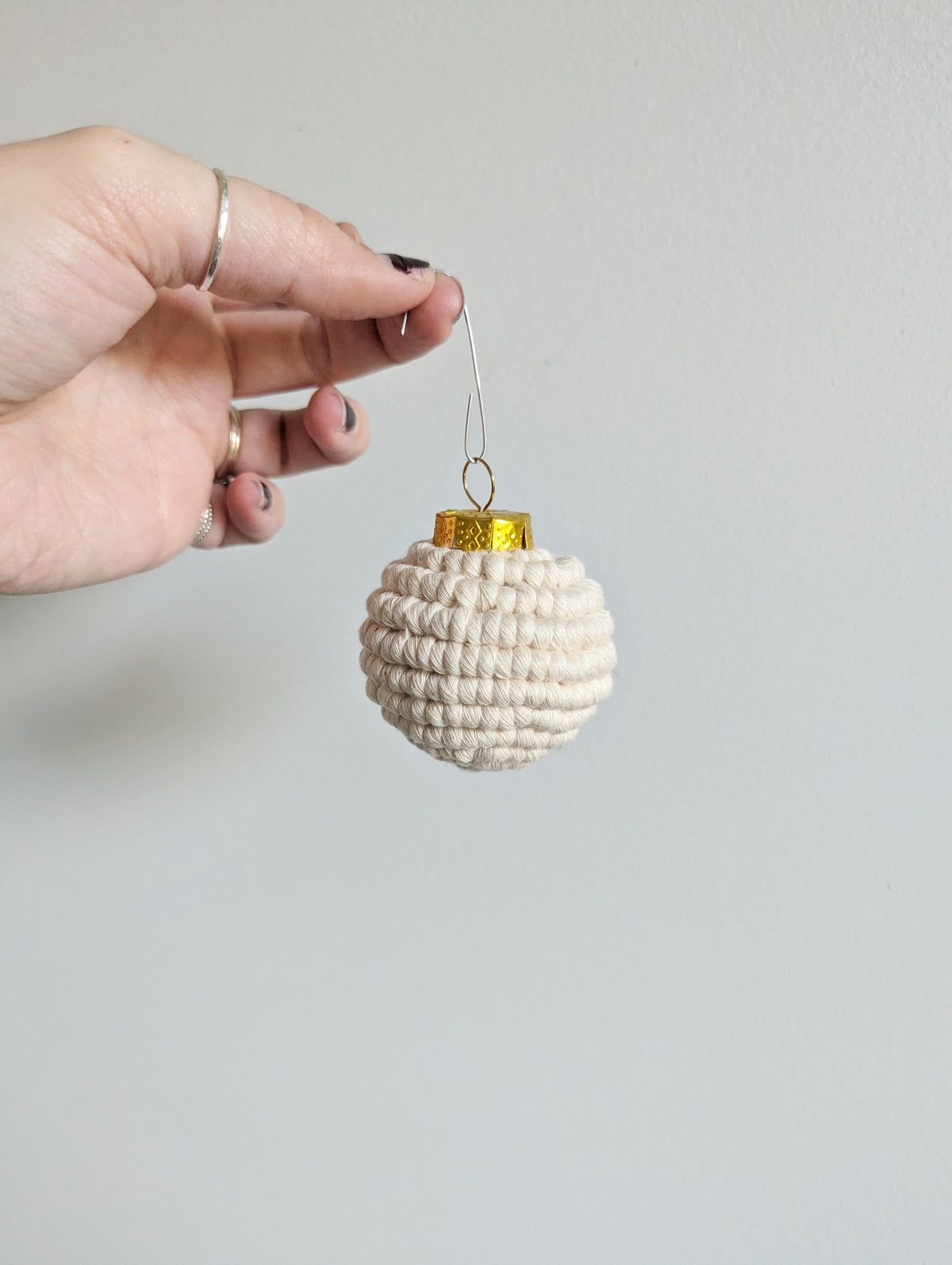 Macrame Christmas Bulb Ornaments