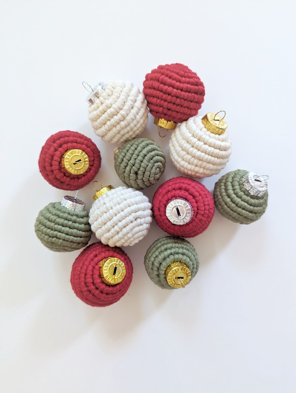 Macrame Christmas Bulb Ornaments