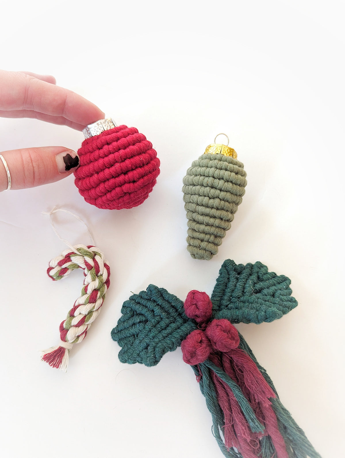 Macrame Christmas Ornament Set - Red & Green