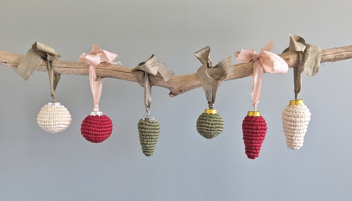 Macrame Christmas Ornament with Ribbons Set