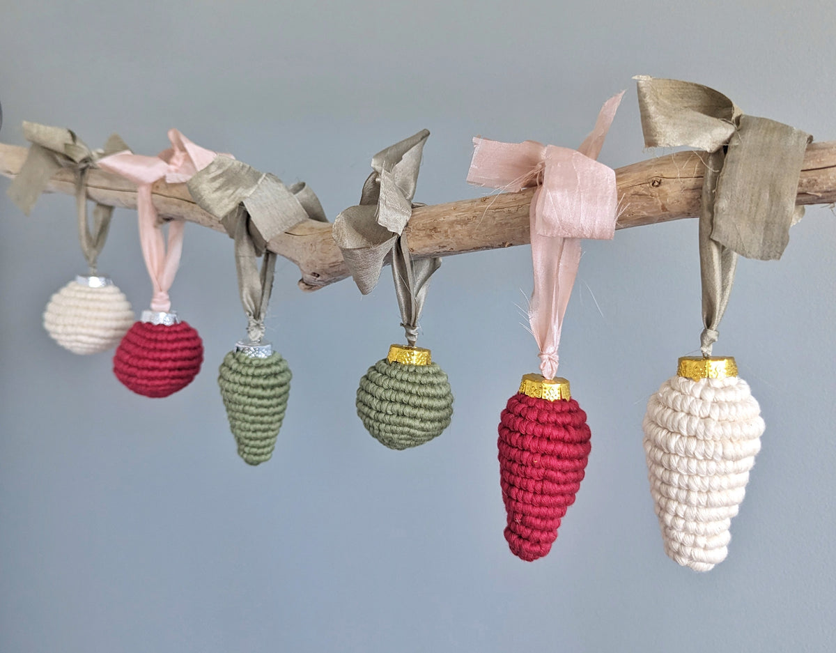 Macrame Christmas Ornament with Ribbons Set