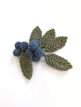 Load image into Gallery viewer, Macrame Blueberry Vine Pattern/kit
