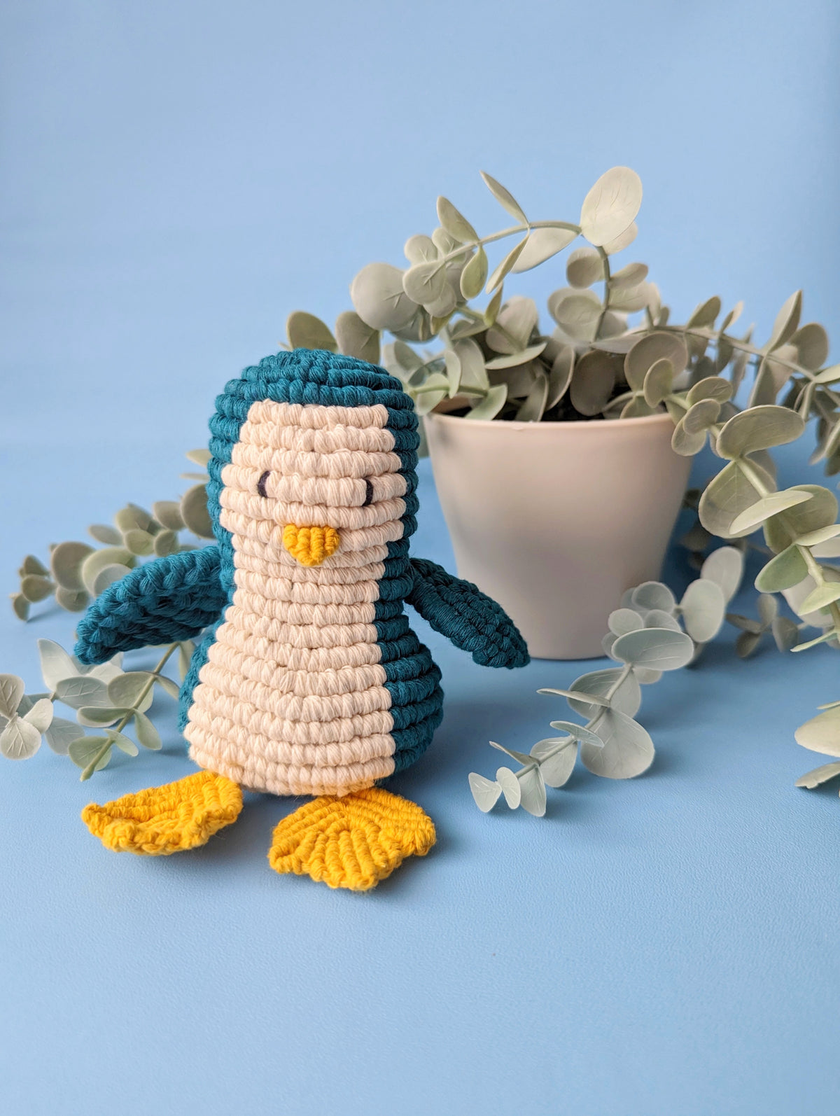 Domestika Kit - Penguin Materials