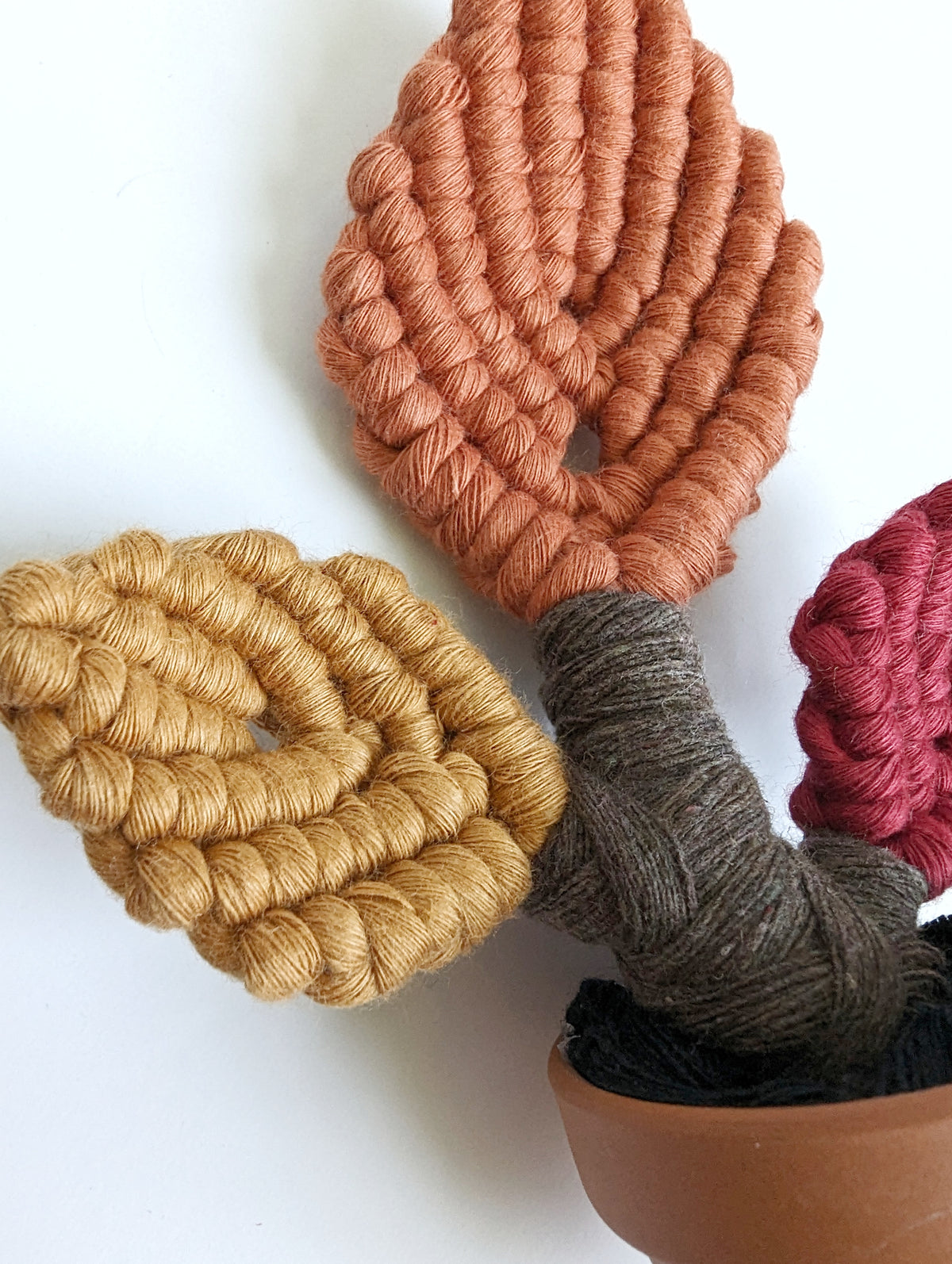 Macrame Leafy Mini Pot