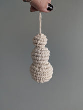 Load image into Gallery viewer, Sculpture Macrame Snowman Christmas Ornament
