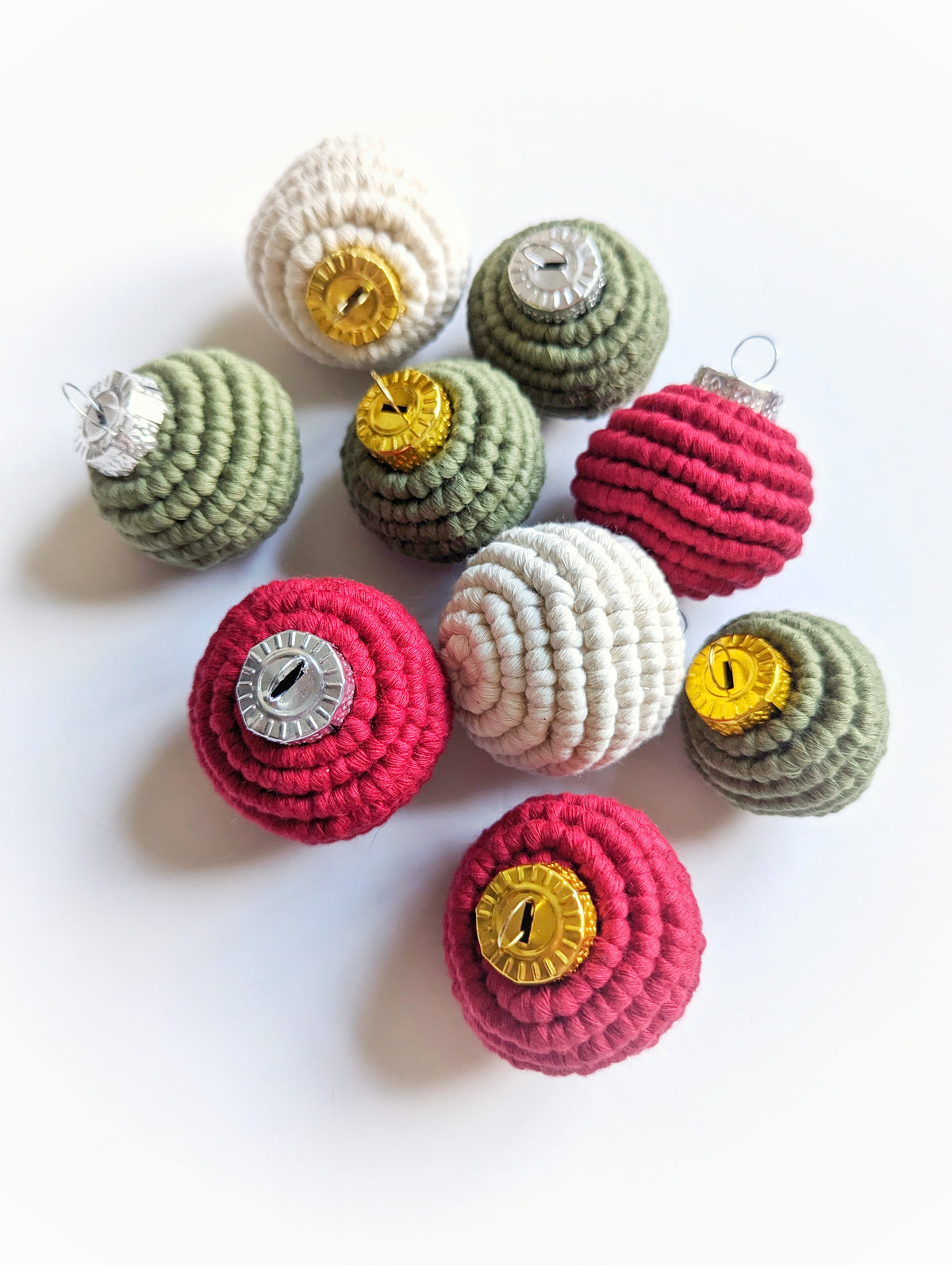 Macrame Christmas Bulb Ornaments