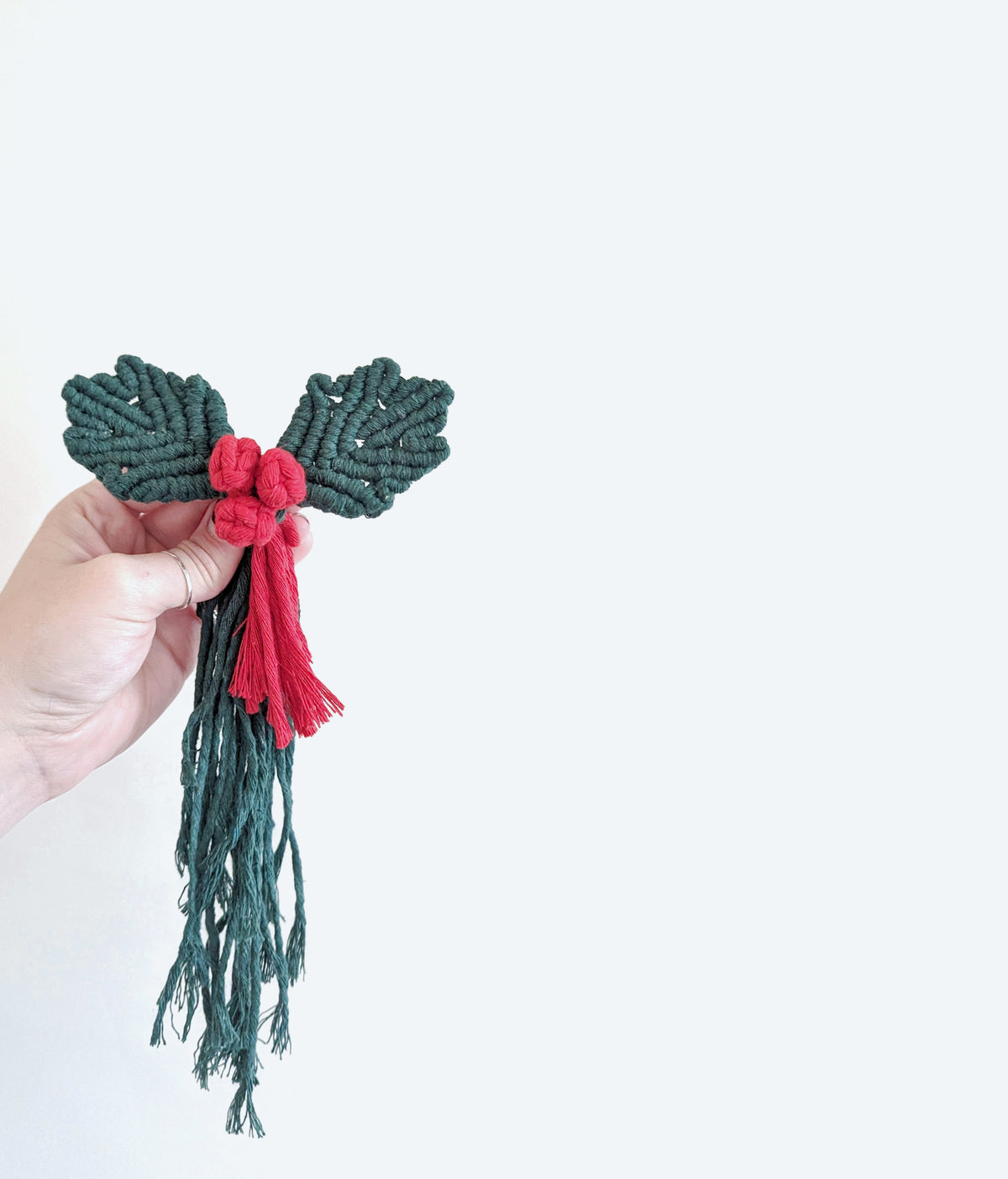 Macrame Holly Berry Christmas Ornament Pattern/Kit