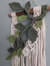 Load image into Gallery viewer, Flower Crown Macrame Hanging - olive
