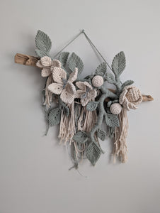 Macrame Boho Floral Wall Hanging Sculpture - Cream & Sage