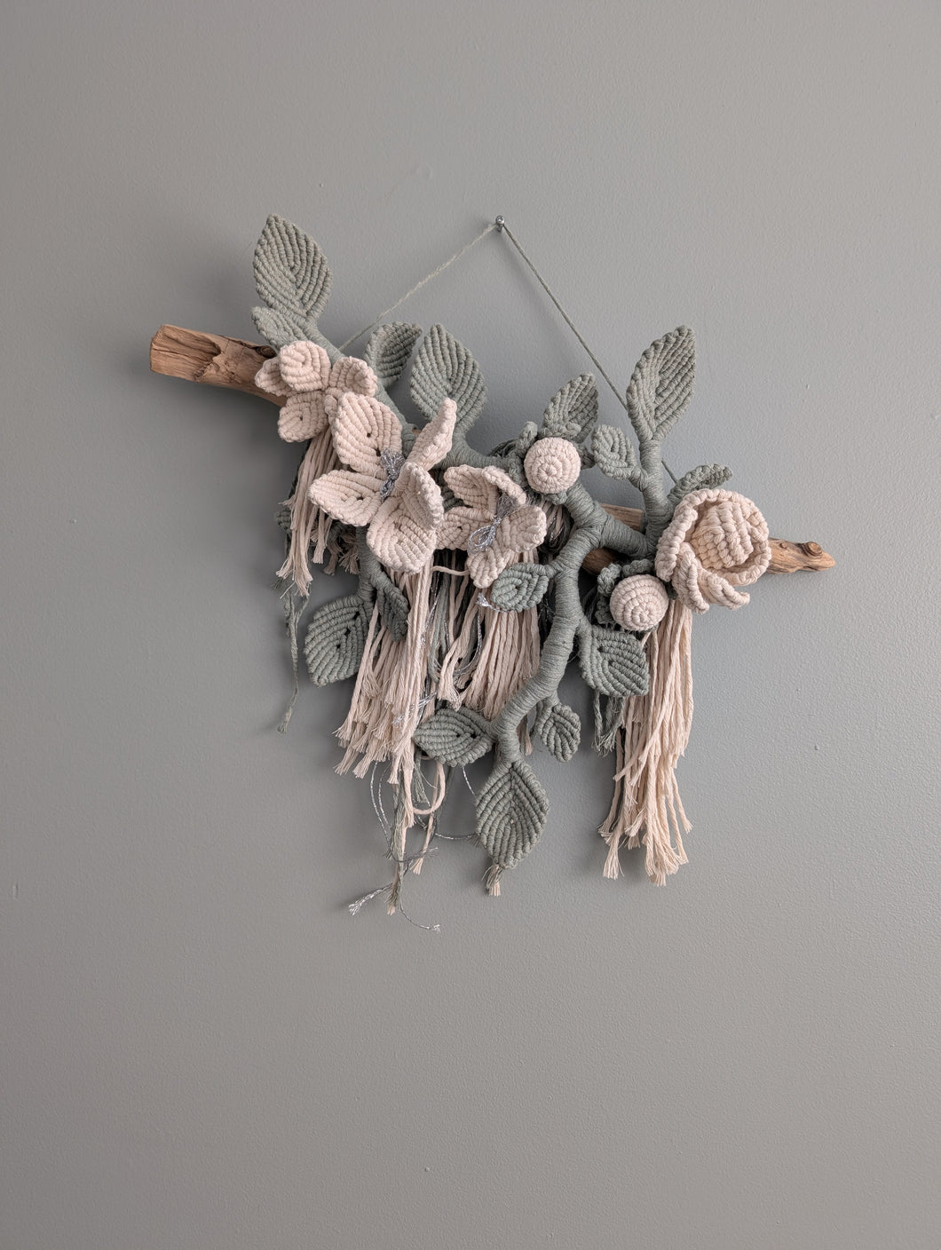 Macrame Boho Floral Wall Hanging Sculpture - Cream & Sage