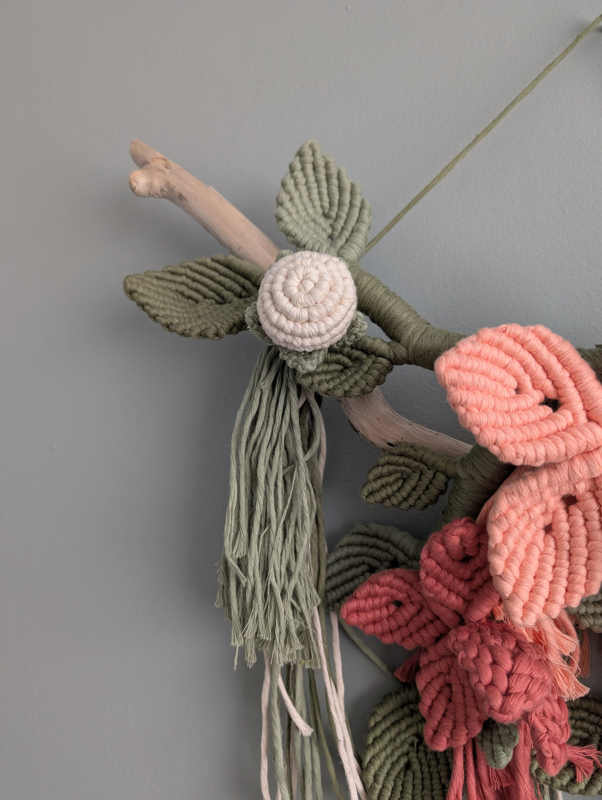 Macrame Boho Floral Wall Hanging Sculpture - Cream & Sage