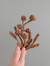 Load image into Gallery viewer, July - Bouquet Greenery #1
